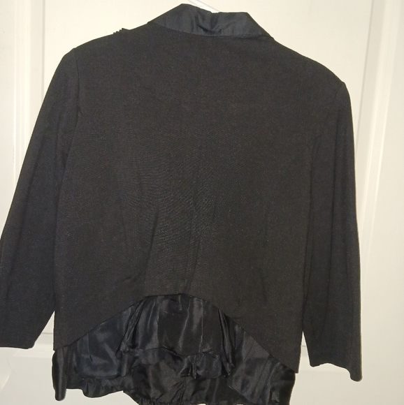 Black suit blazer - Picture 2 of 3